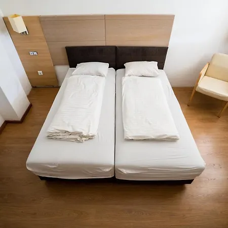 Wow City Hostel Budapest Extérieur photo